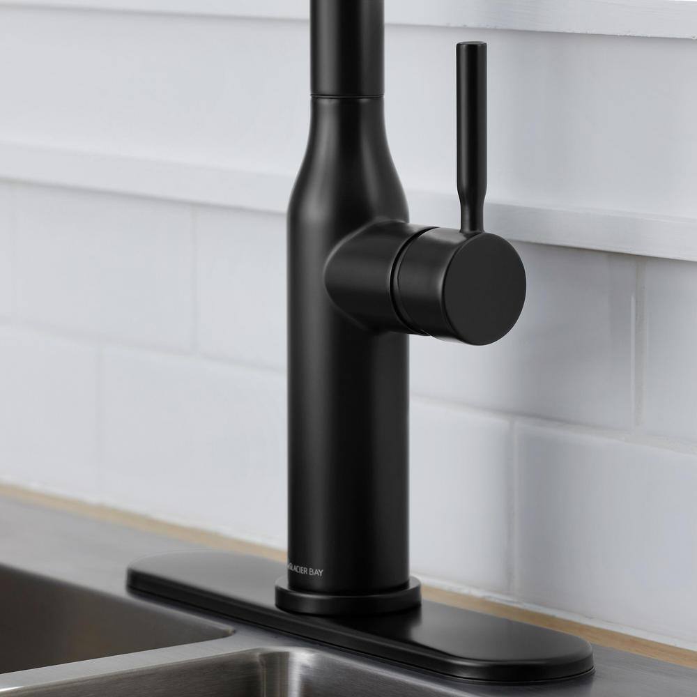 Glacier Bay Upson Single-Handle Touchless Pull-Down Sprayer Kitchen Faucet with Soap Dispenser in Matte Black HD67857-0010H