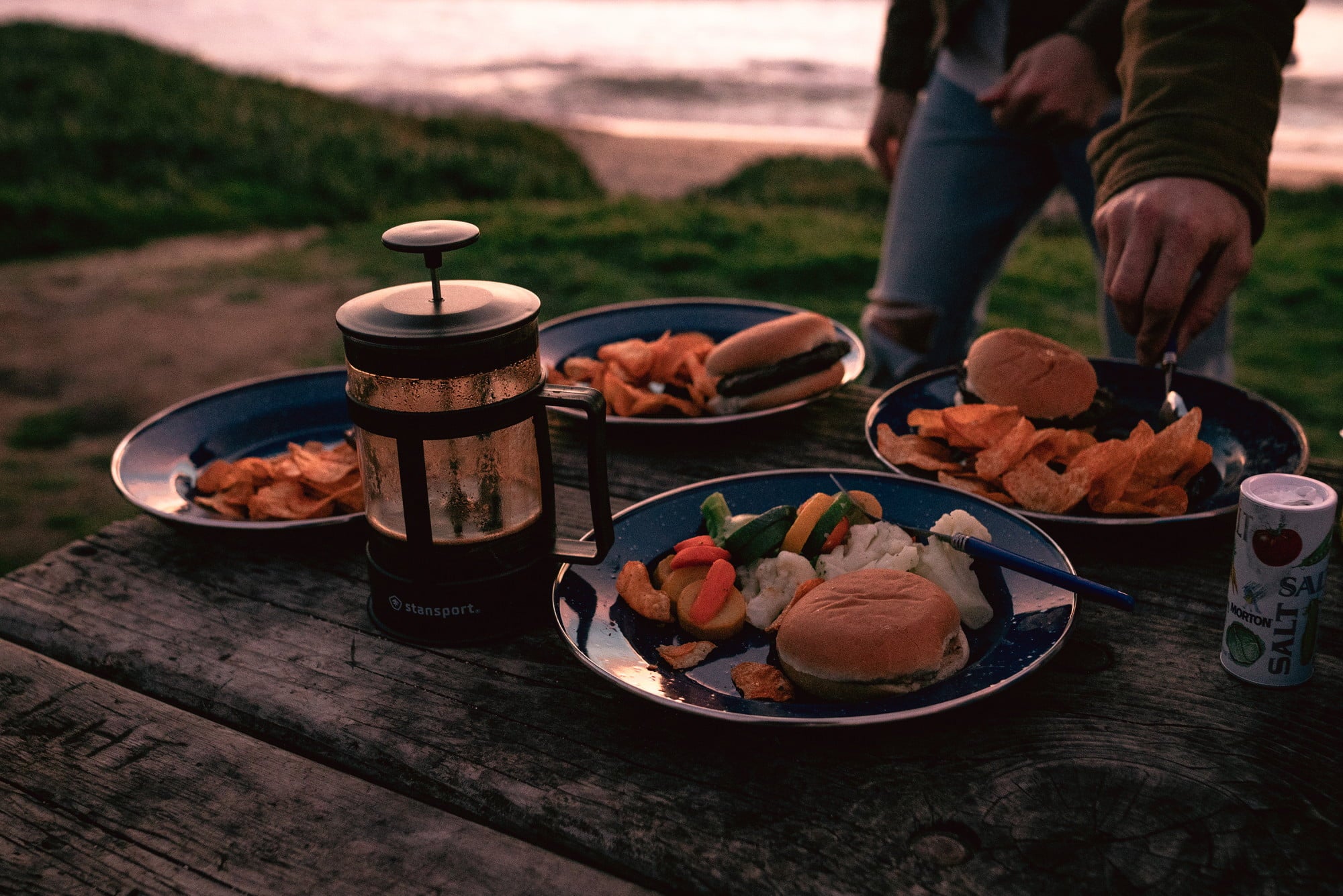 Ozark Trail 24 Piece Dinnerware Enamel Set