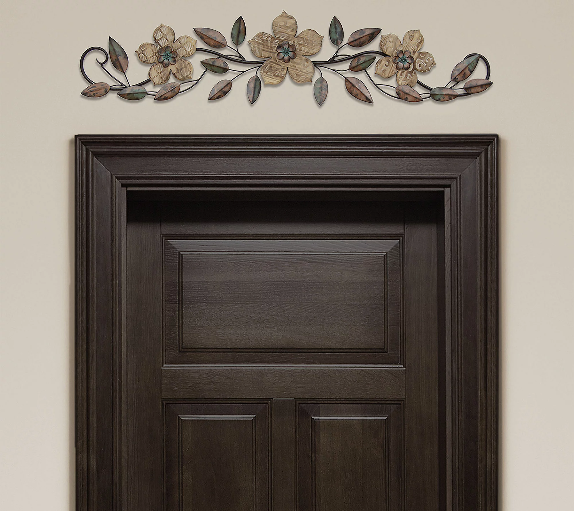 Stratton Home Floral Patterned Wood Over- the-Door Wall Decor