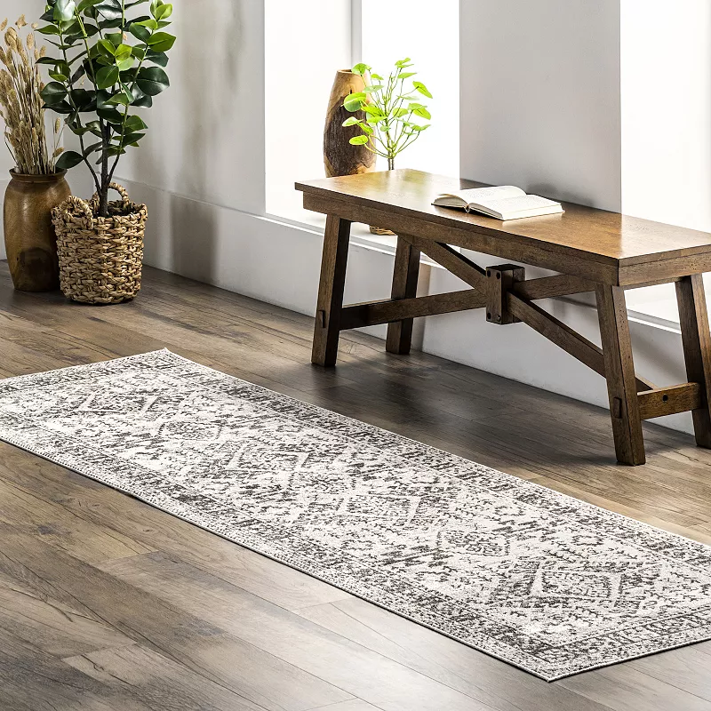 nuLoom Serena Machine Washable Distressed Traditional Area Rug