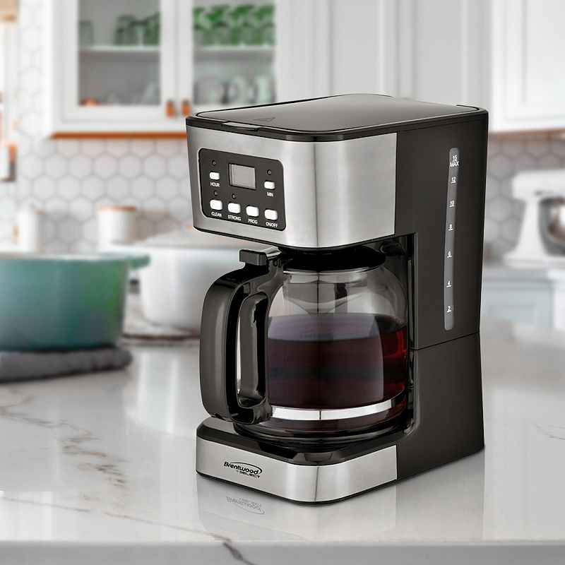 Brentwood 12 Cup Digital Coffee Maker in Black