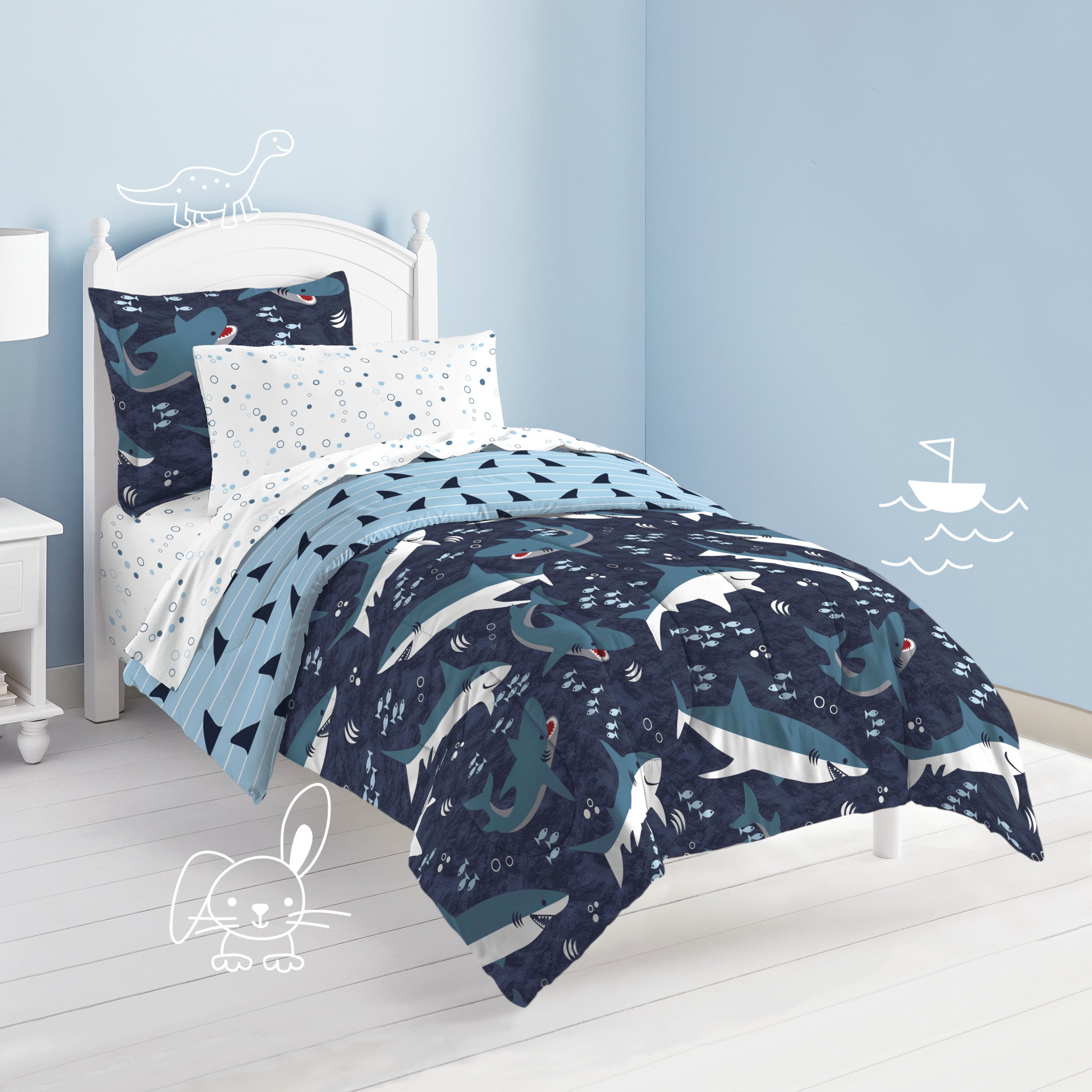 Dream Factory Sharks Twin 5 Piece Comforter Set， Polyester， Microfiber， Blue