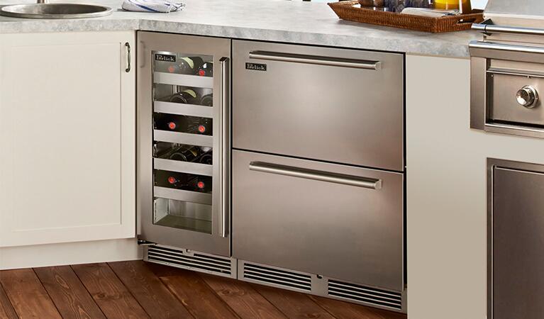 Perlick HP15WO43LL Signature Series 15 Inch Stainless Steel Wine Cooler