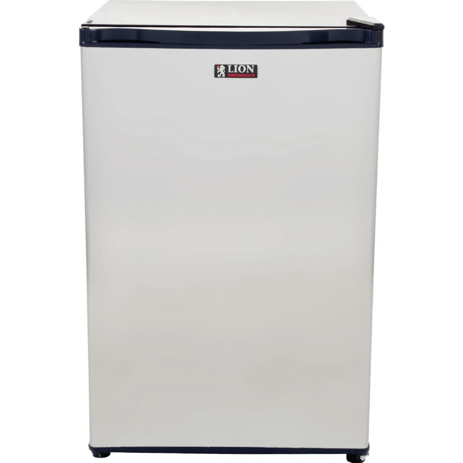 Lion 20-Inch 4.5 Cu. Ft. Compact Refrigerator With Recessed Handle