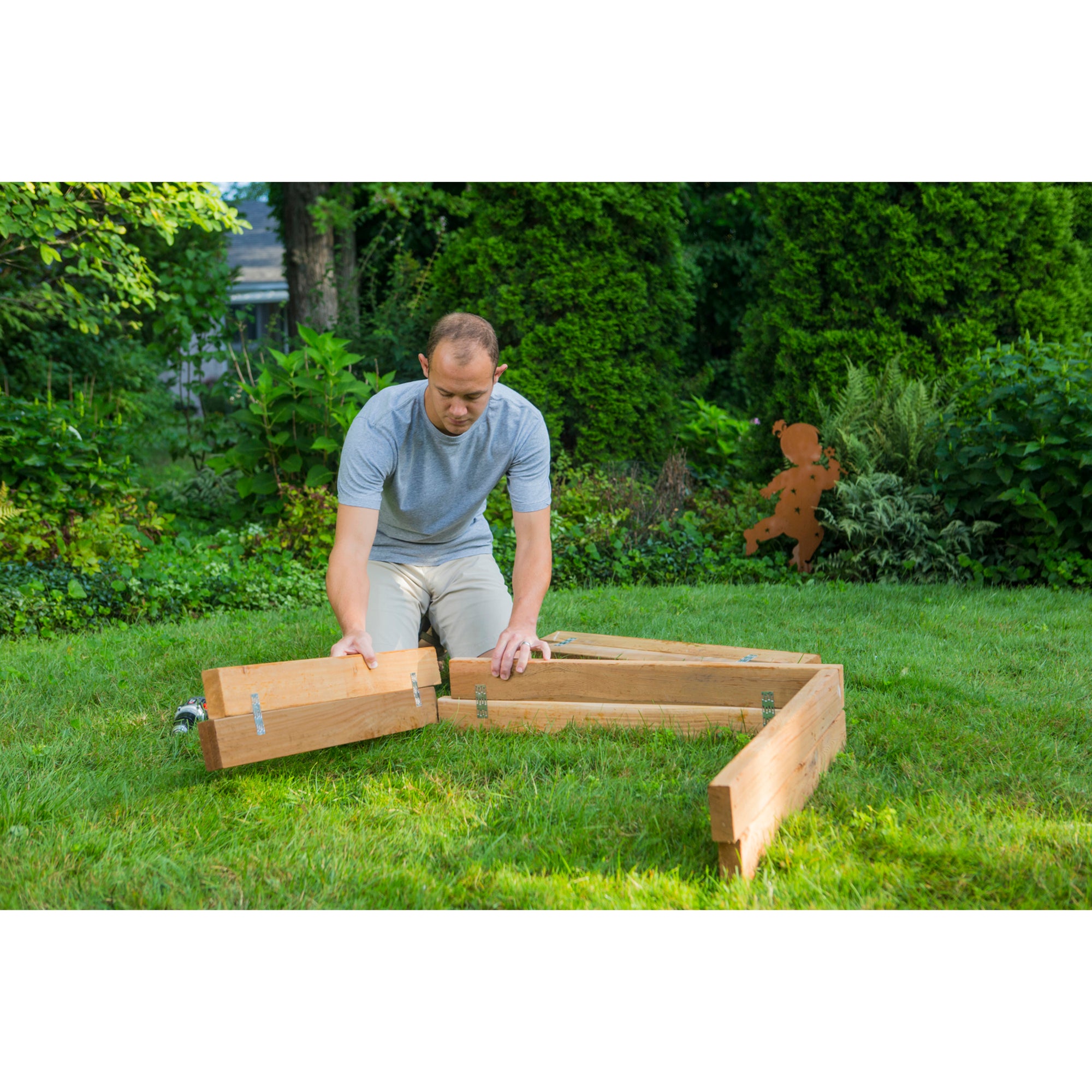 Outdoor Essentials Homestead 3 ft. x 3 ft. Natural Cedar Raised Garden Bed