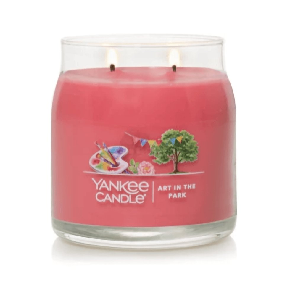 Yankee Candle  Signature Medium Jar Candle Art in the Park