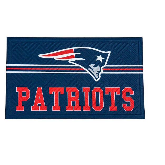 Evergreen Nfl New England Patriots Embossed Mat Cross Hatch Indoor And Outdoor Doormat