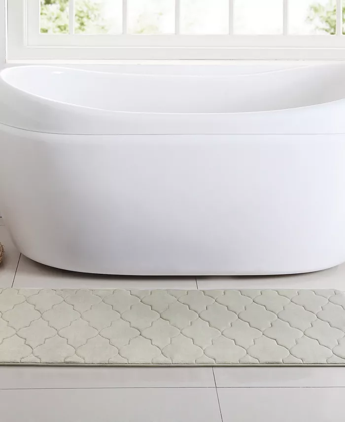 VCNY Home Amadora Quatrefoil 24 x 60 Memory Foam Bath Runner