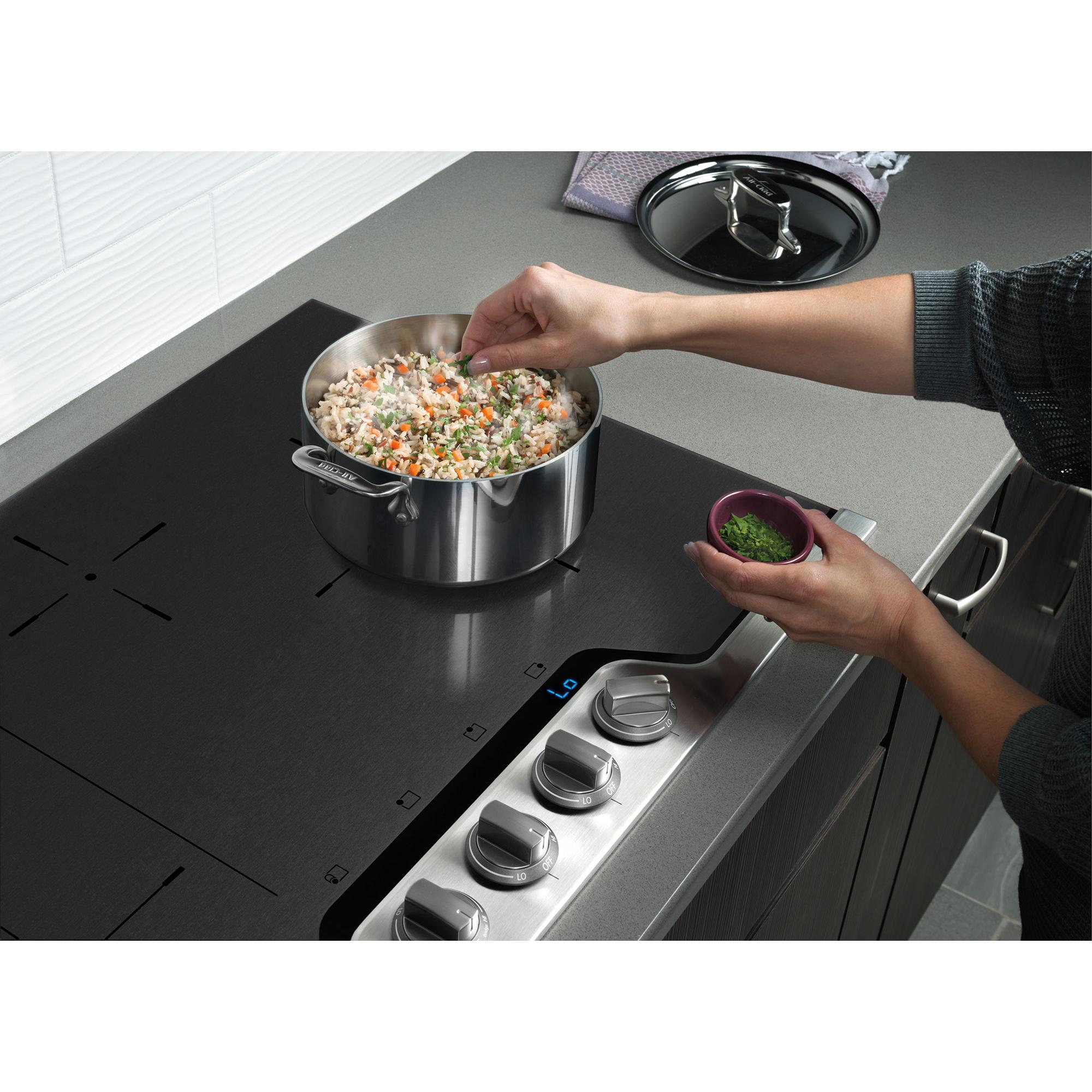 Frigidaire Professional 30-inch Built-In Induction Cooktop with Pro-Select? Controls FPIC3077RF