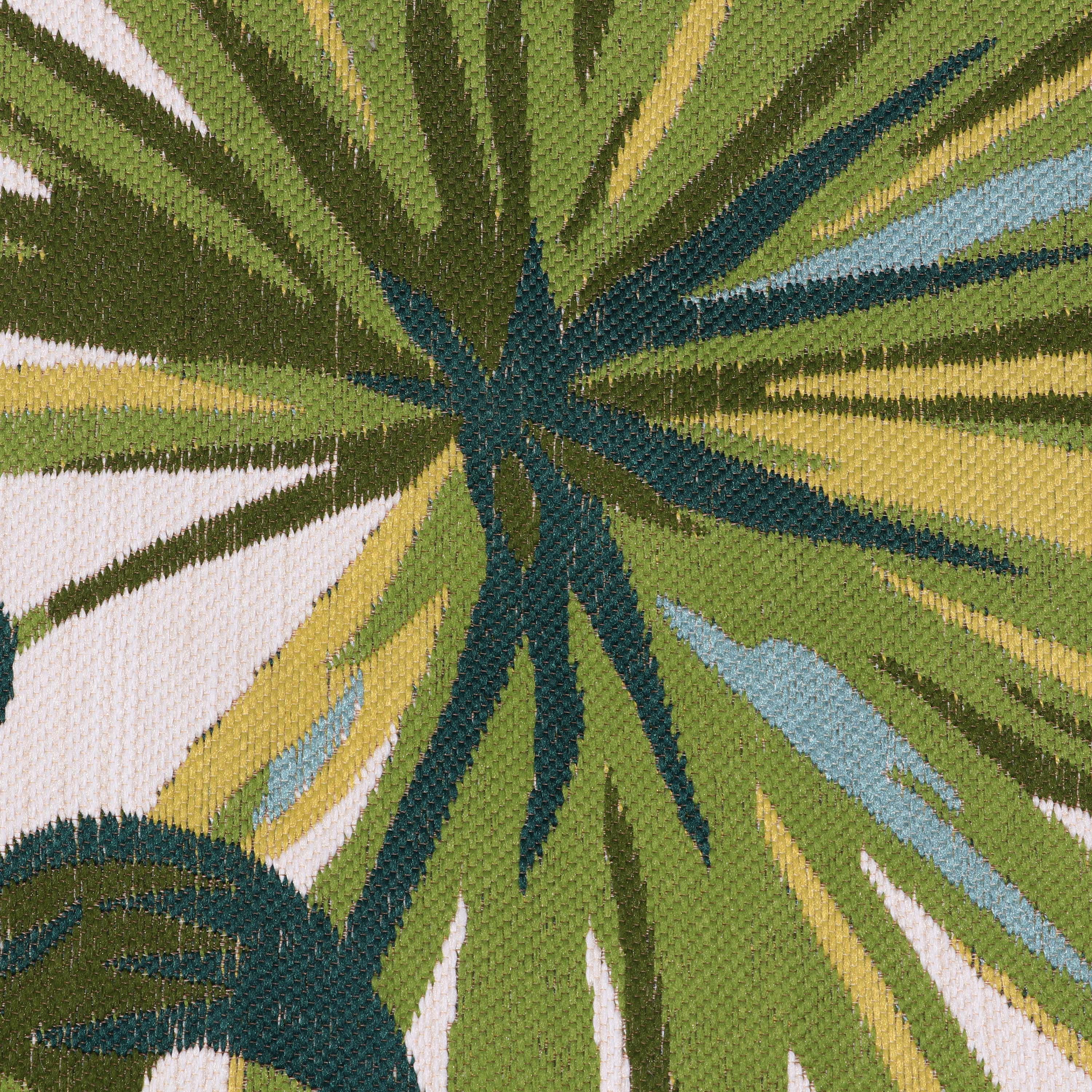 Better Homes & Gardens Green Palm Leaf Woven Outdoor Rug , 7'x 10'