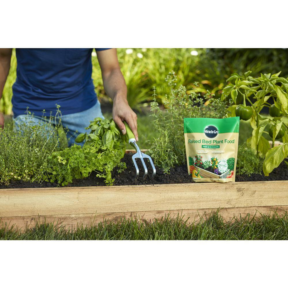 Miracle-Gro 2 lbs. Raised Bed Plant Food 3330110