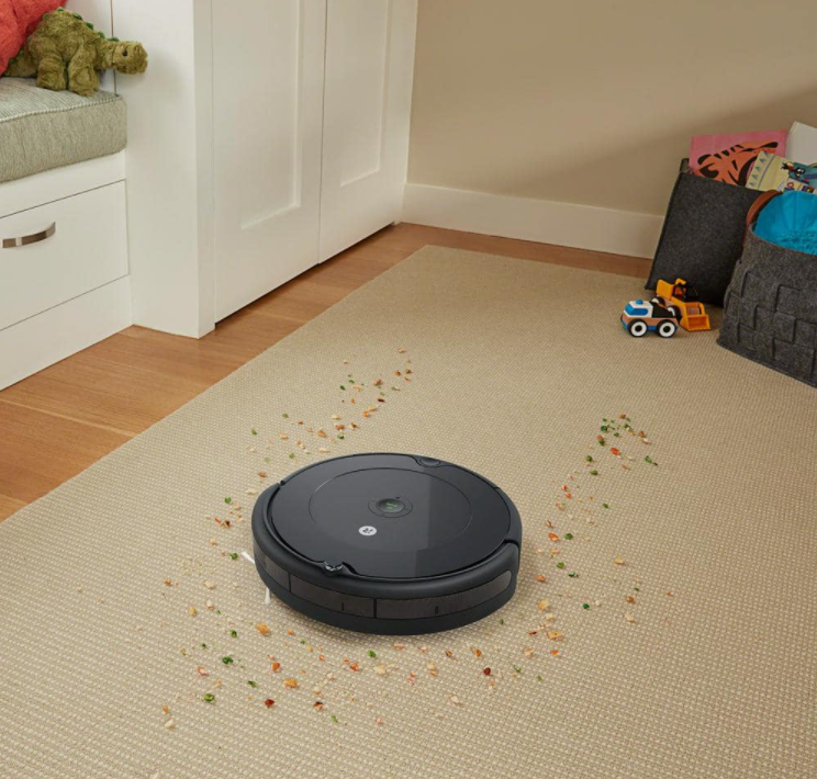 iRobot Roomba 694 Wi-Fi Connected Robotic Vacuum Cleaner