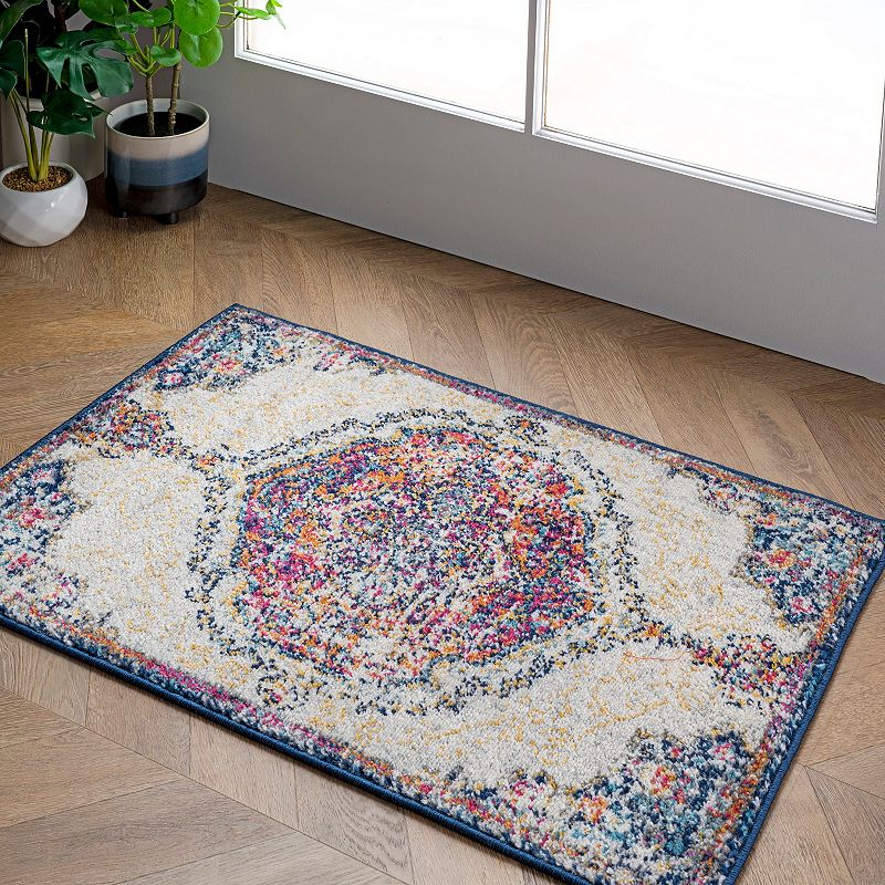 nuLOOM Maranda Vintage Medallion Rug