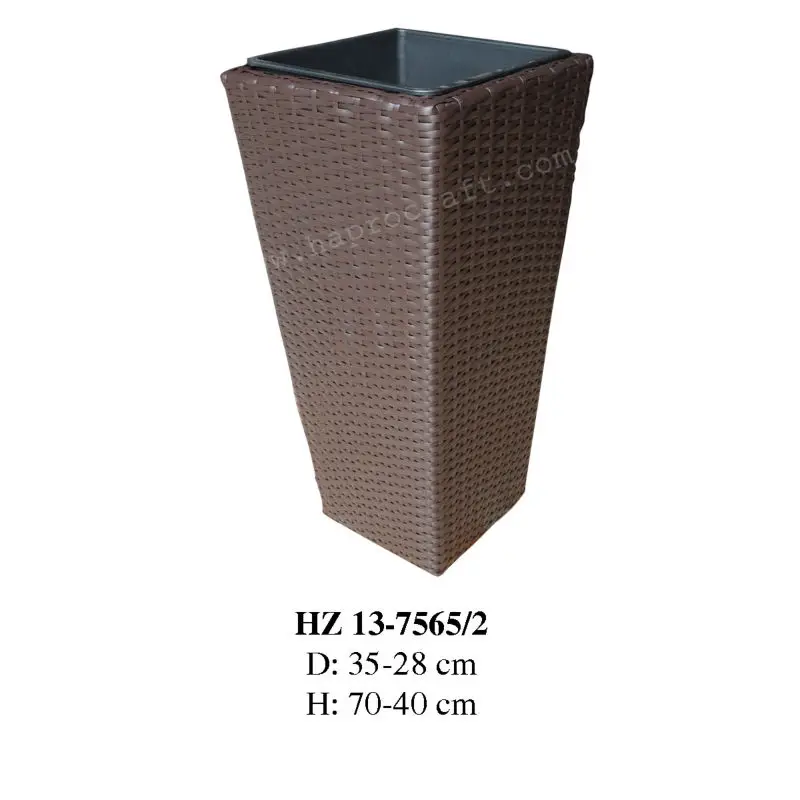 Square zinc planter pot made in Vietnam with plastic pot inside for Home decor (HZ 13 7565/2)