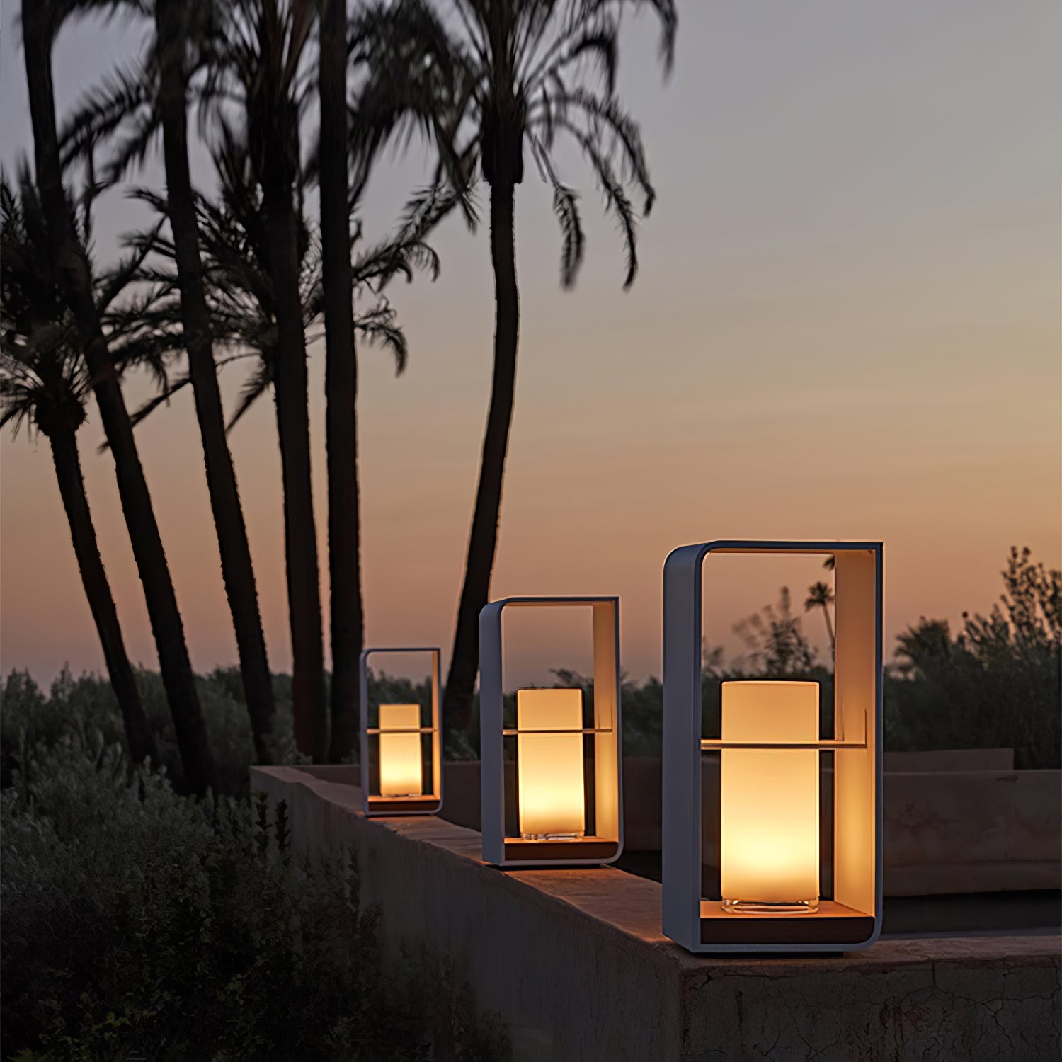 Lantern Garden Solar Outdoor Light