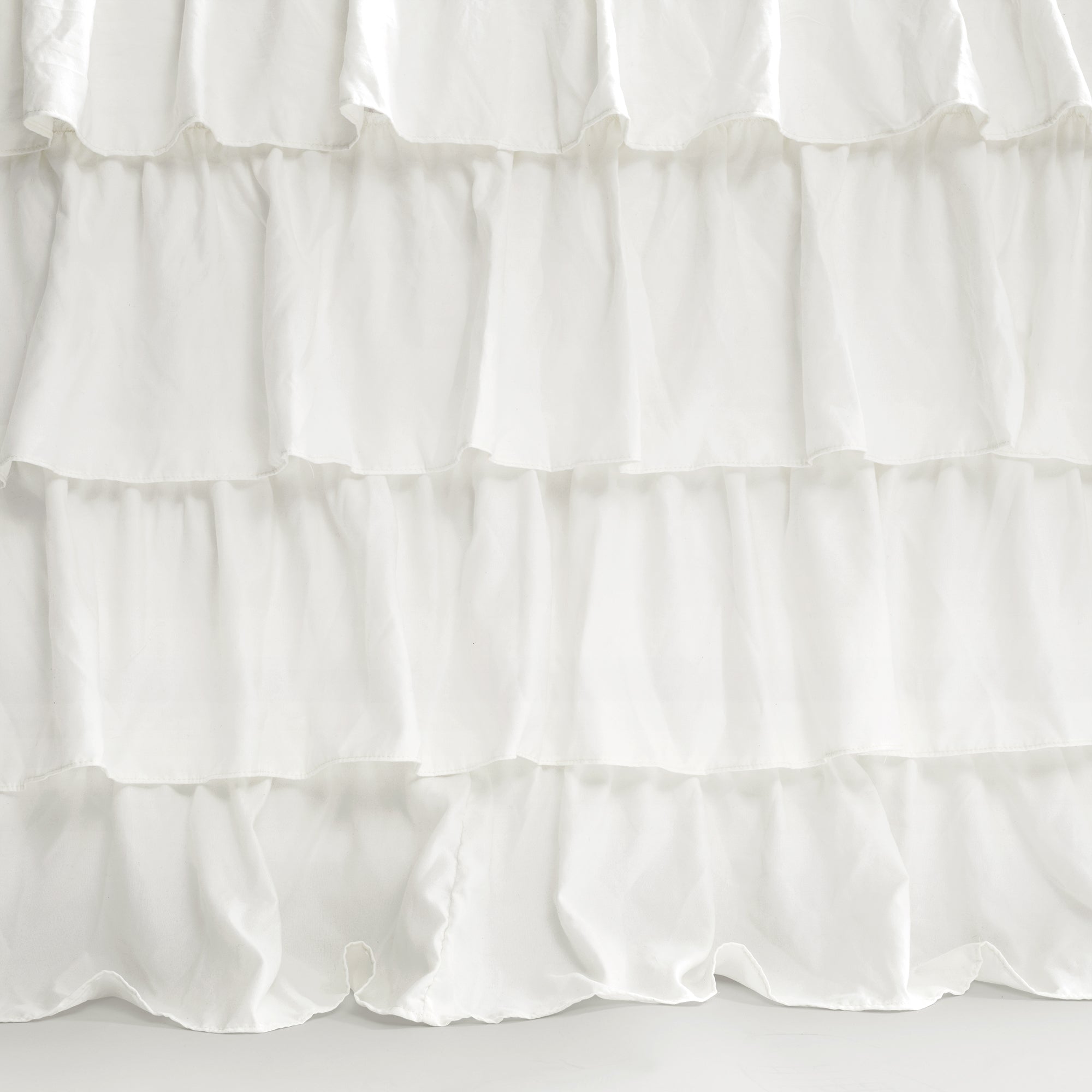 Allison Ruffle Skirt Bedspread Set