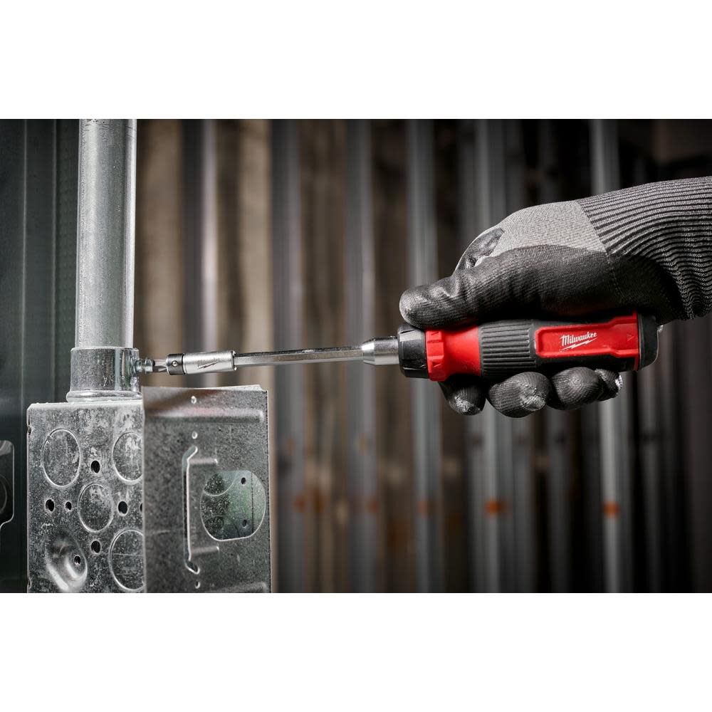 Milwaukee 27-in-1 Ratcheting Multi-Bit Screwdriver 48-22-2904 from Milwaukee