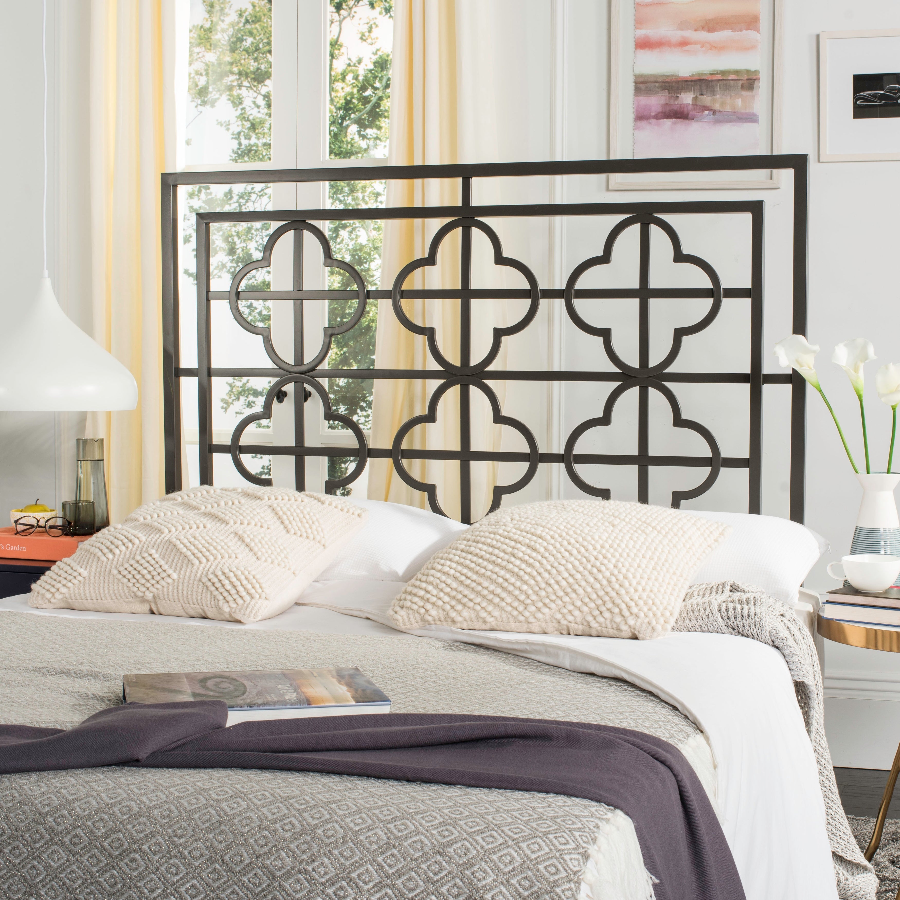 SAFAVIEH Lucina French Gunmetal Quatrefoil Headboard (Queen) - - 10328861