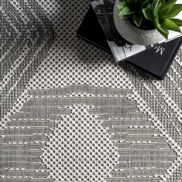 Kendall Geometric Indoor / Outdoor Patio Area Rug in Tan