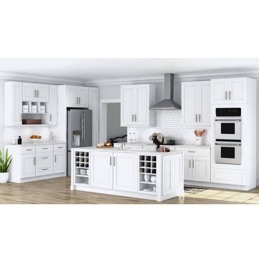 Hampton Bay Shaker 14.5 in. W x 14.5 in. H Cabinet Door Sample in Satin White HBKSMPLDR-SSW