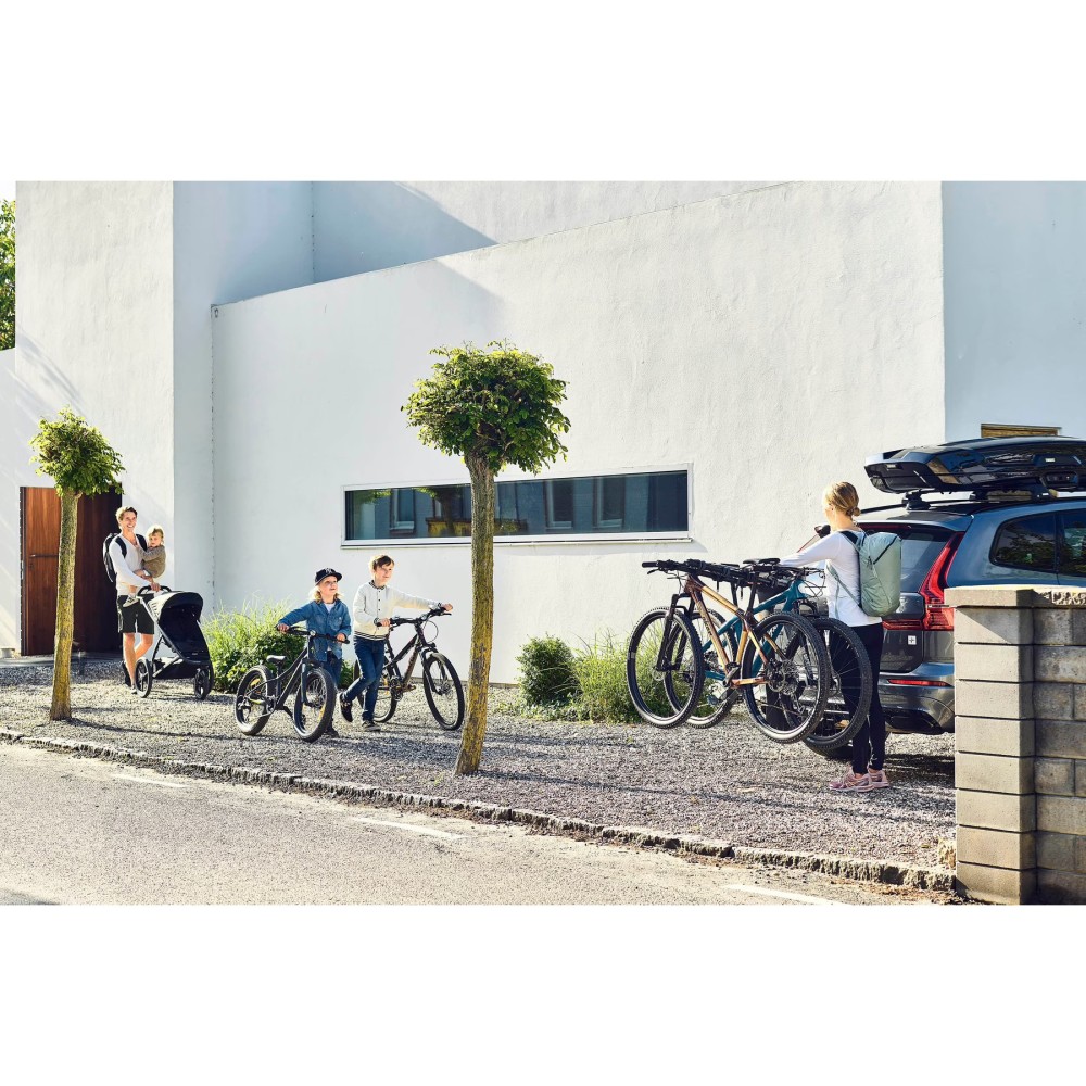 Thule Apex XT Black 2 Bike Hitch Bike Rack