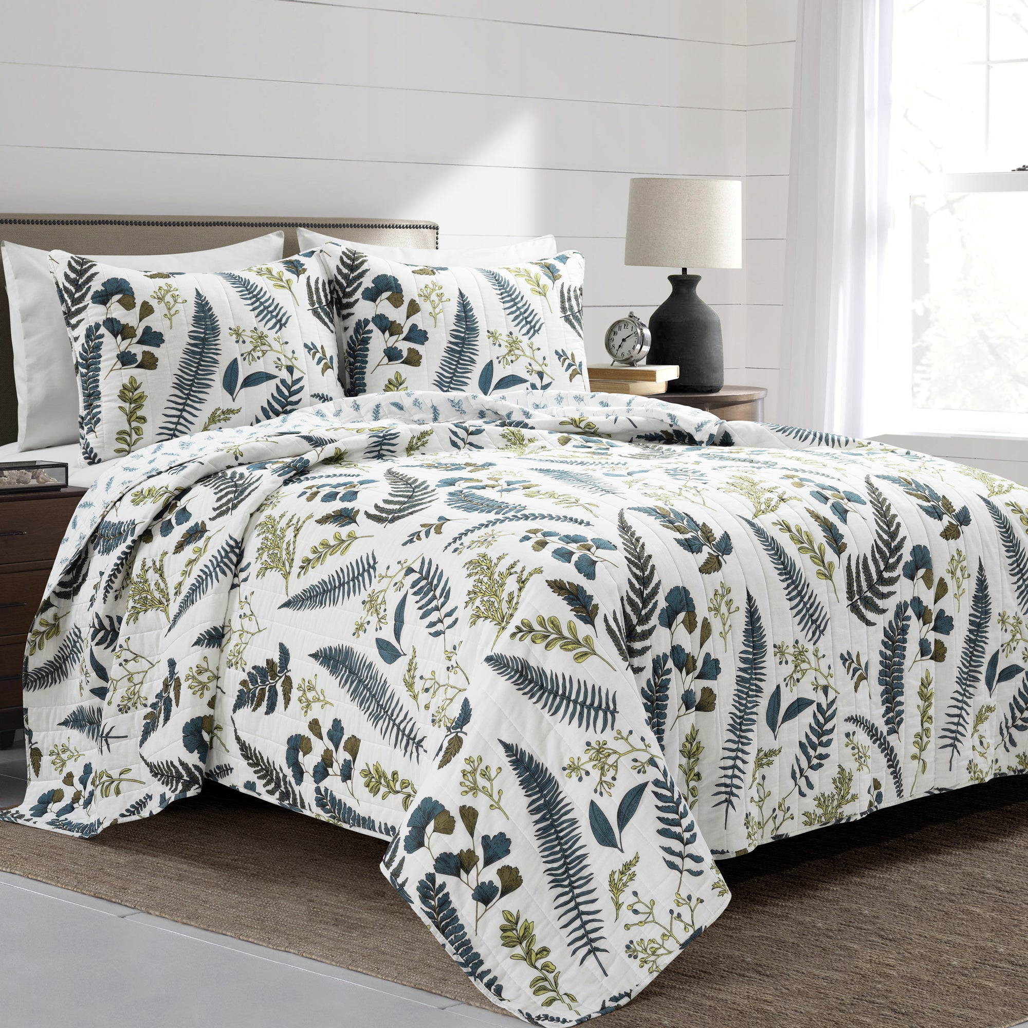 Bedding Bundle: Devonia All Over Quilt + Mid Century Modern Geo Quilt + Emma Two Tone Fur Comforter