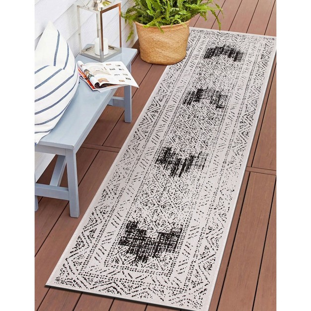 World Rug Gallery Transitional Bohemian Weather Resistant Reversible Indoor outdoor Area Rug