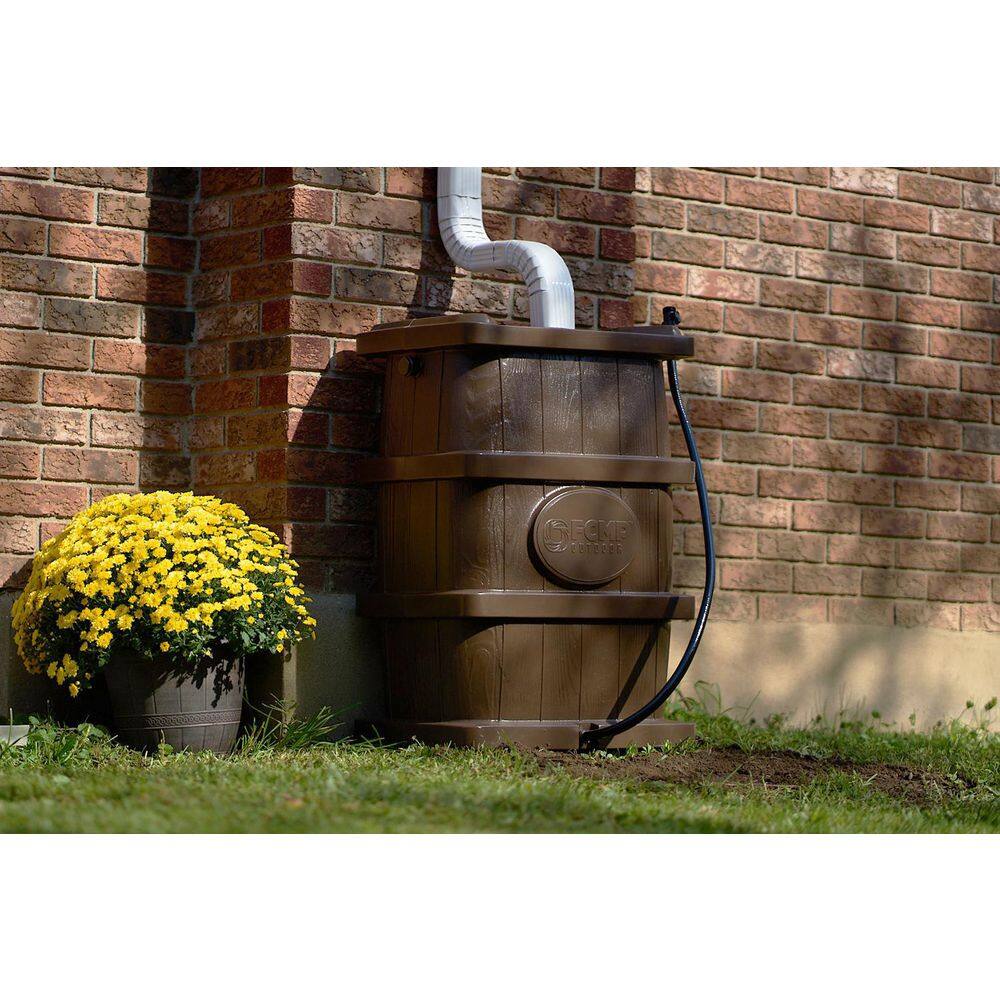 FCMP Outdoor 45 Gal. Woodgrain Rain Barrel in Brown WG4000-BRN