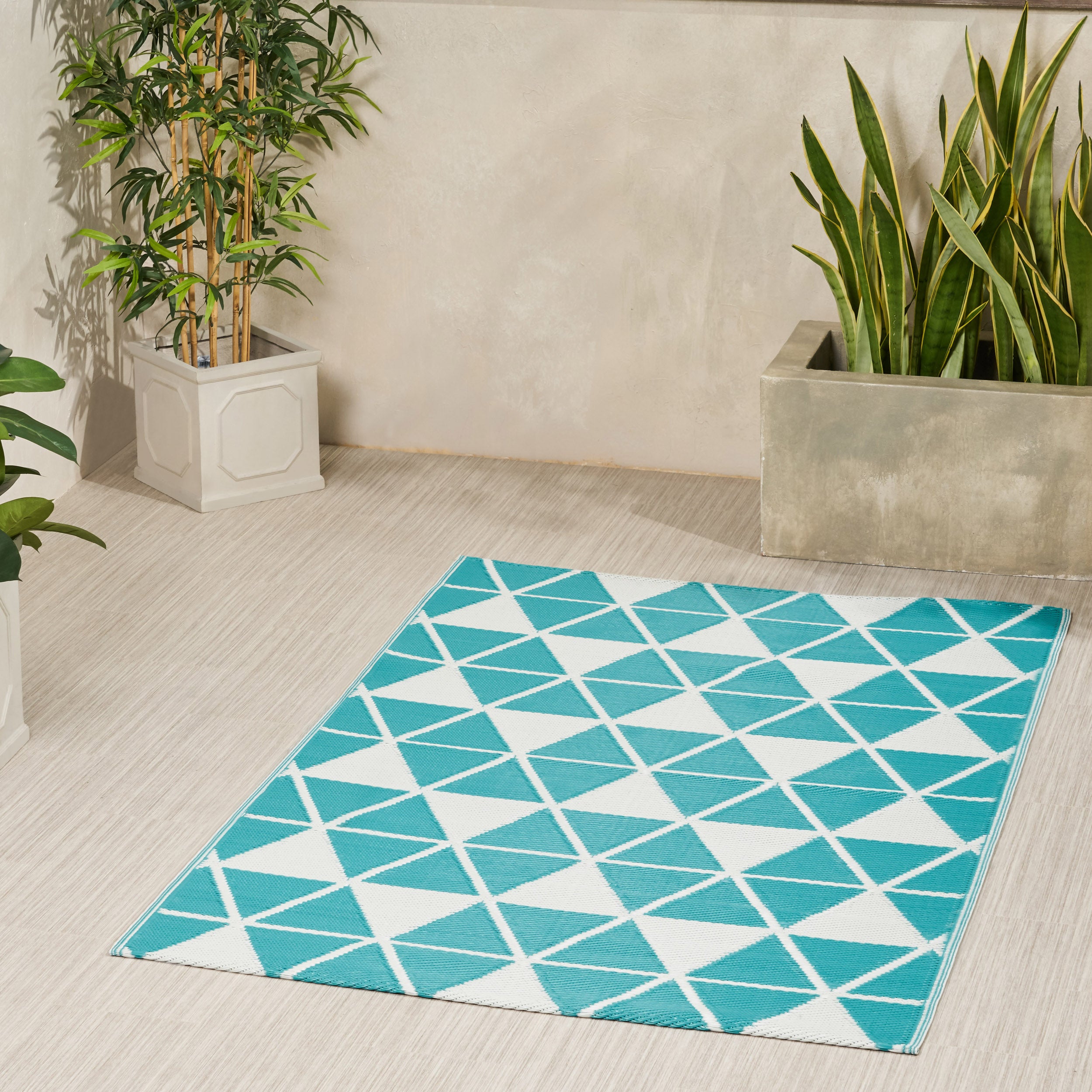 Dimitra Outdoor Modern Scatter Rug