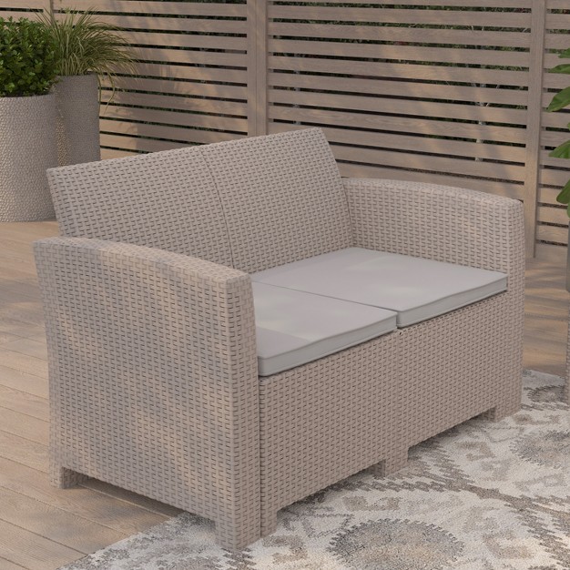 Merrick Lane Outdoor Furniture Resin Loveseat Faux Rattan Wicker Pattern 2 seat Loveseat With All weather Cushions