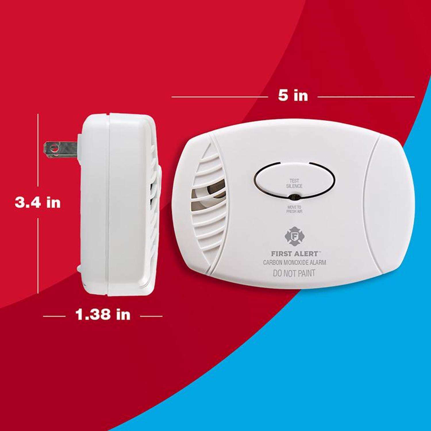 First Alert Plug-In w/Battery Back-up Electrochemical Carbon Monoxide Detector