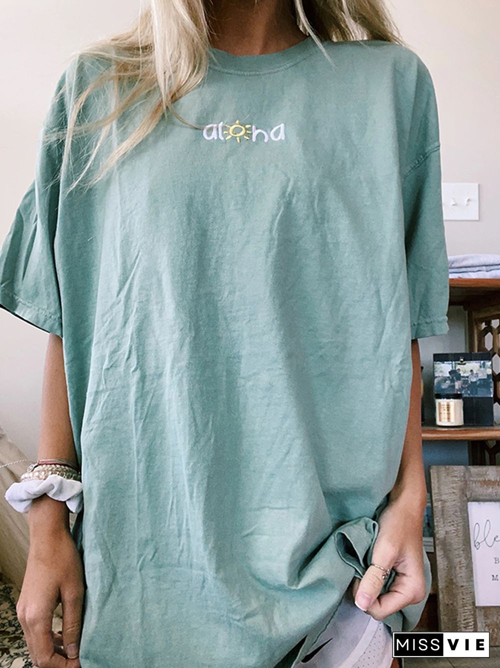 Round Neck Short Sleeve Light Sage Tee