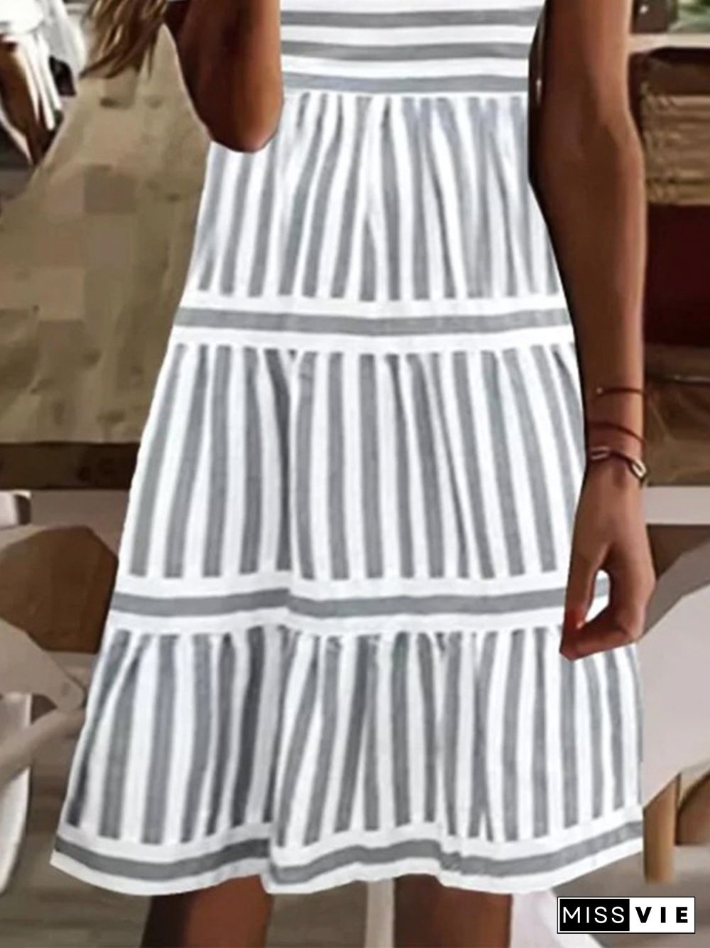 V Neck Striped Casual Short Sleeve A-Line Dresses