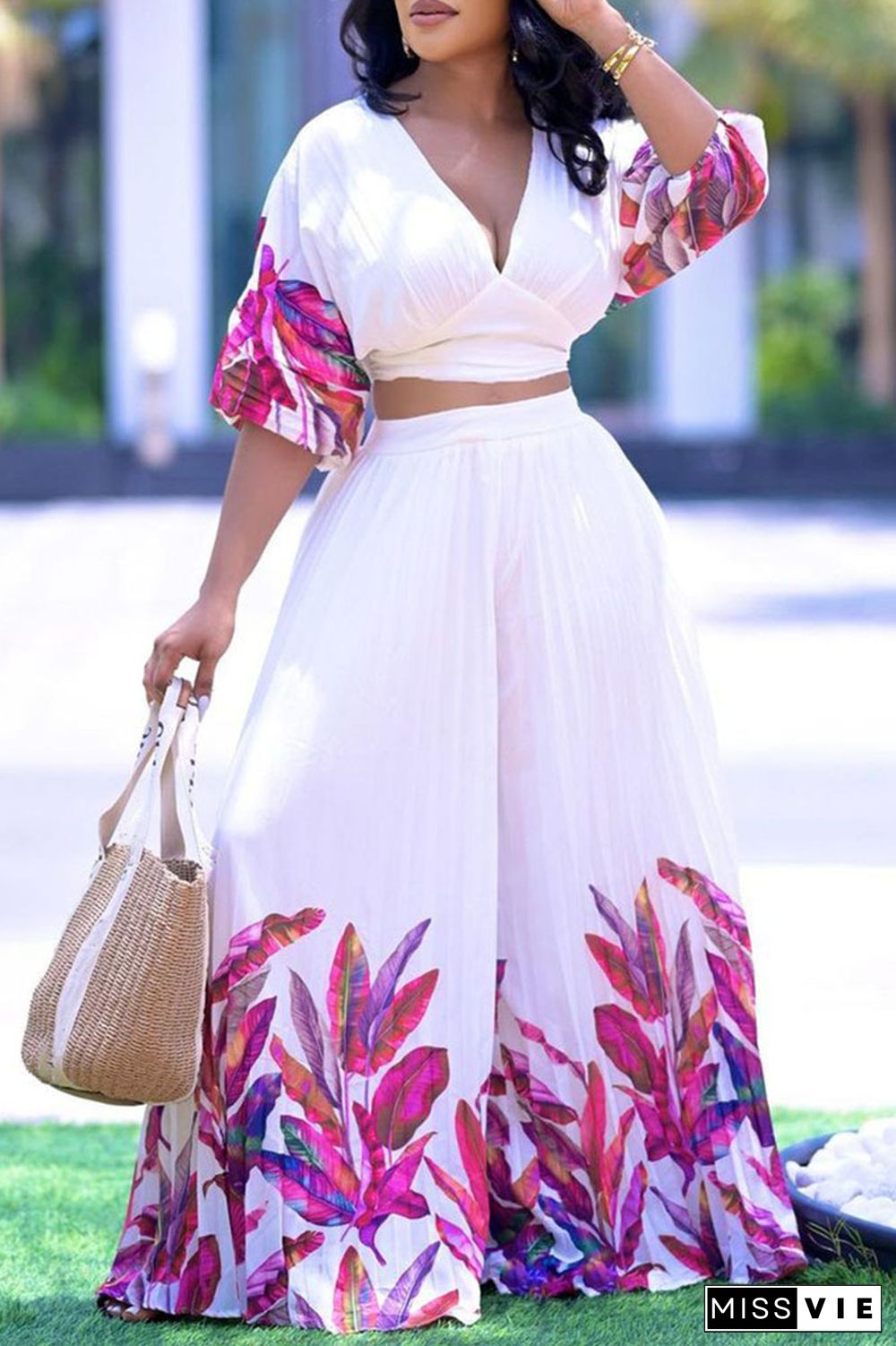 Pleated Leaves Print Deep V Neck Half Sleeve Crop Top Wide Leg Pants Vacation Two-Piece Set