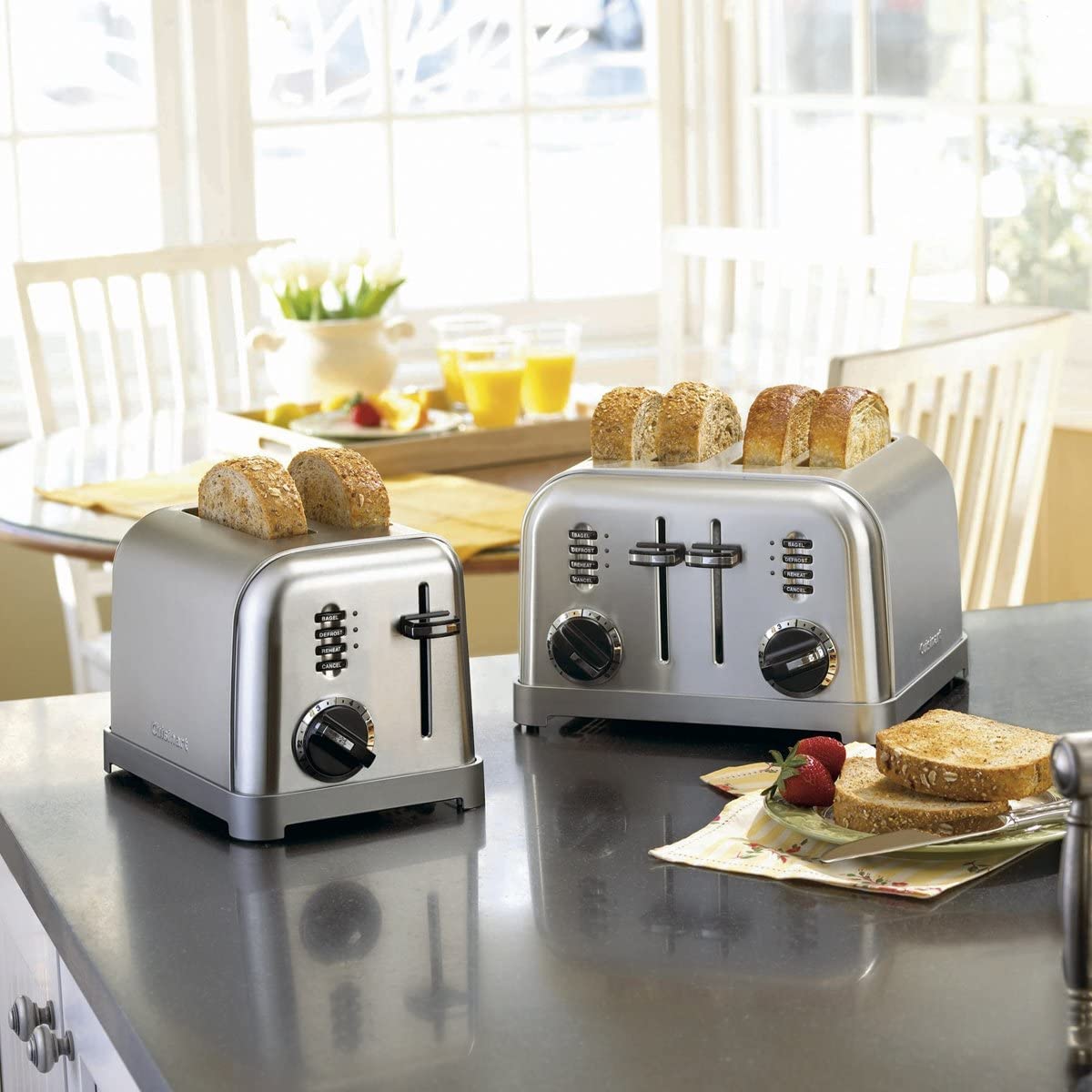 Cuisinart CPT-180P1 Metal Classic 4-Slice Toaster， Brushed Stainless