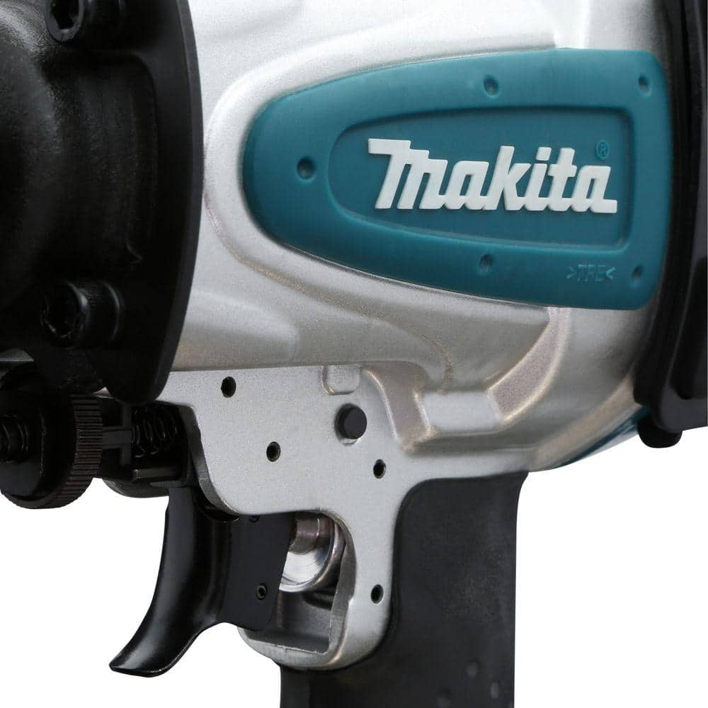 Makita 1-3/4 in. 15° Roofing Coil Nailer AN453