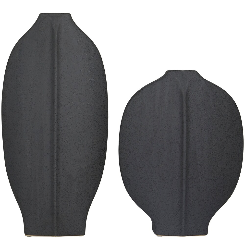 CosmoLiving by Cosmopolitan Ceramic Textured Vase (Set of 2)