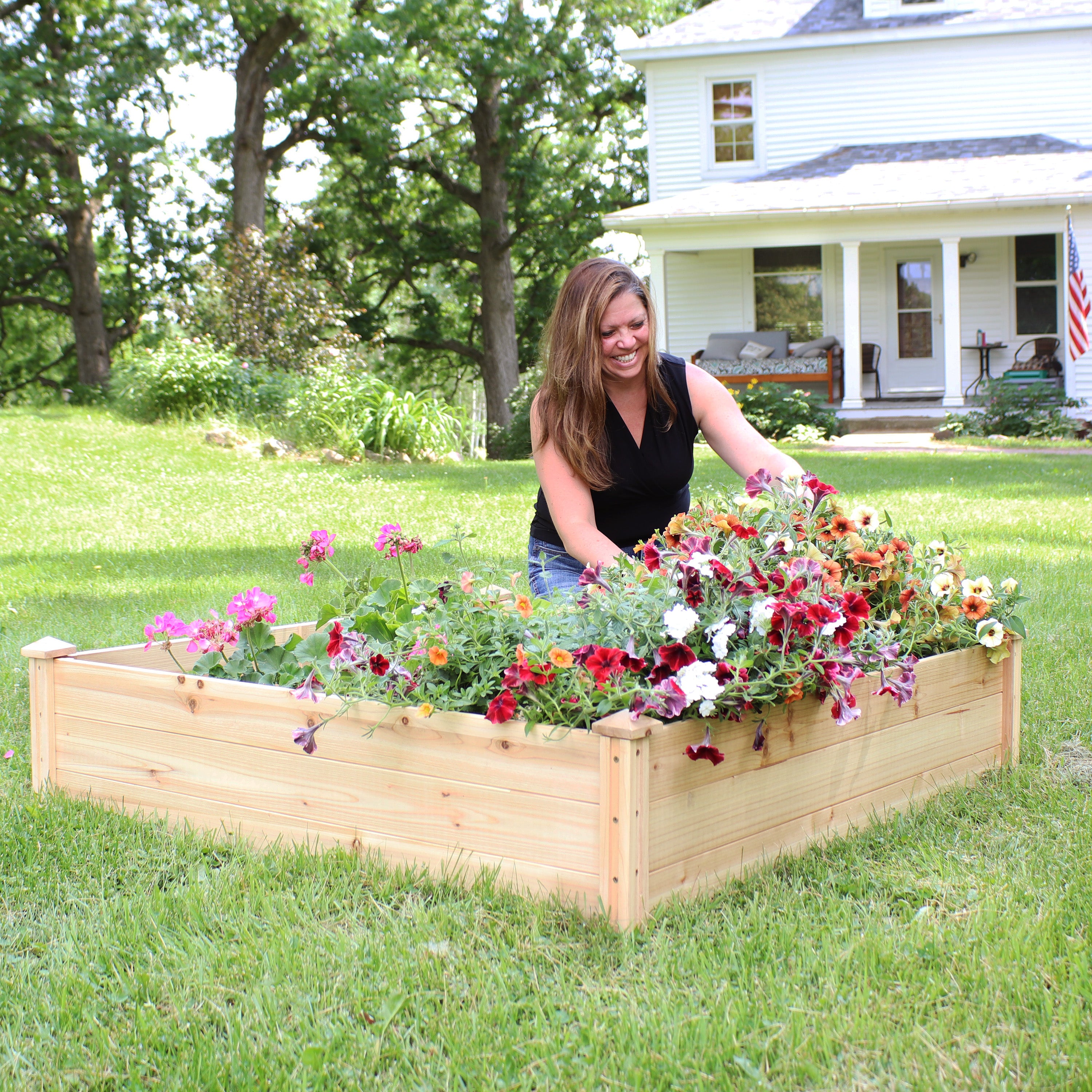 Sunnydaze Outdoor Square Wood Raised Garden Bed for Flower, Vegetable, and Herb Gardening - 48" Square - Brown