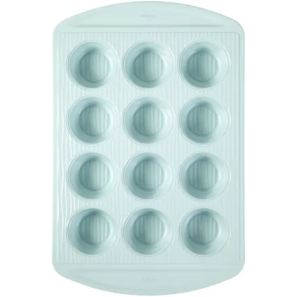 Wilton Texturra 12 Cup Muffin Pan