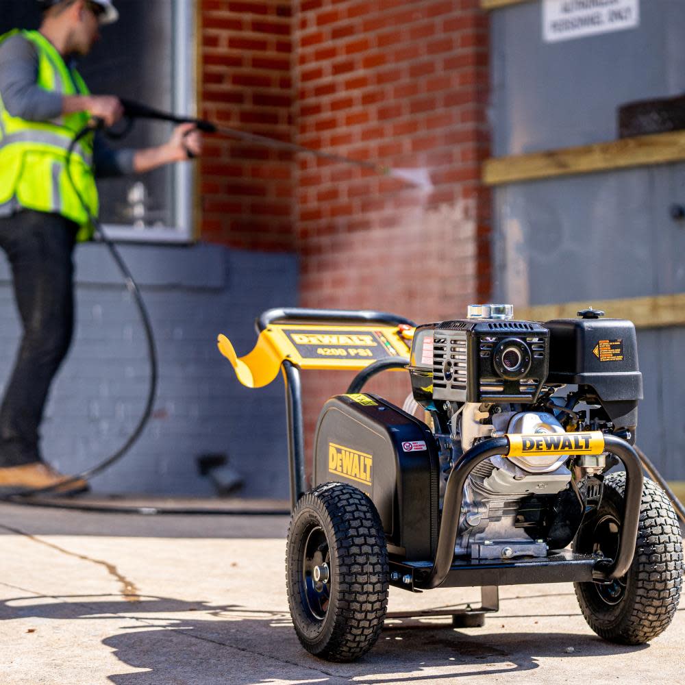 Dewalt DH4240B 4200 PSI at 4.0 GPM HONDA with AAA Triplex Plunger Pump Cold Water Professional Gas Pressure Washer ;