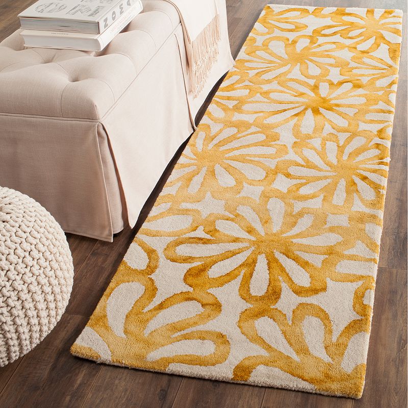 Safavieh Baez Floral Dip-Dyed Wool Rug