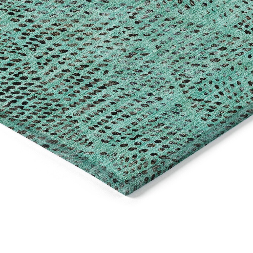 Machine Washable Indoor/ Outdoor Chantille Contemporary Diamonds Rug