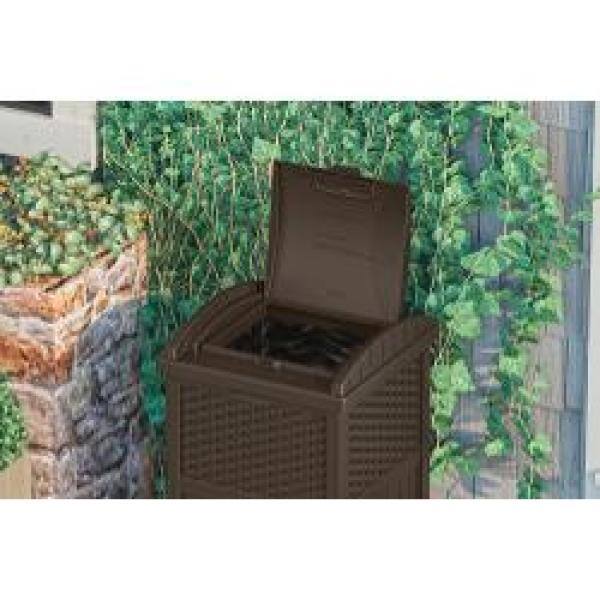 Suncast Trash Hideaway 30 Gallon Outdoor Trash Can with Lid GH1732J