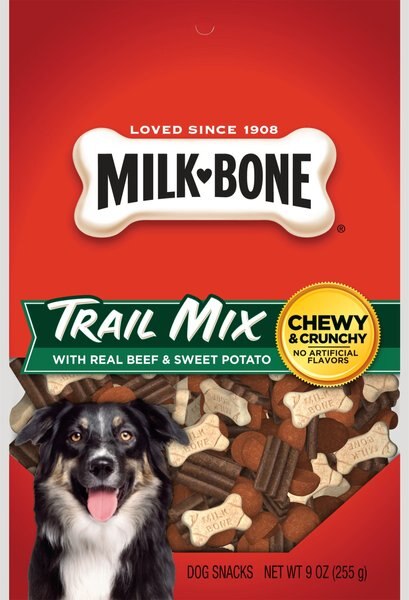 Milk-Bone Trail Mix with Real Beef and Sweet Potato Chewy and Crunchy Dog Treats