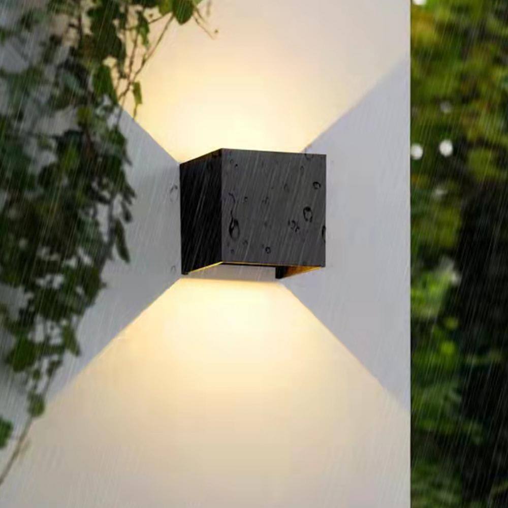 C Cattleya 2-Light Matte Black Aluminum Cube LED Outdoor Wall Sconce with Adjustable Light Beam (2-Pack) CA2194-2W