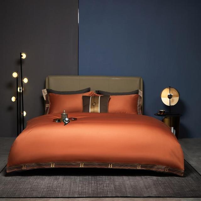 Modern Soft Silky Bedding Set