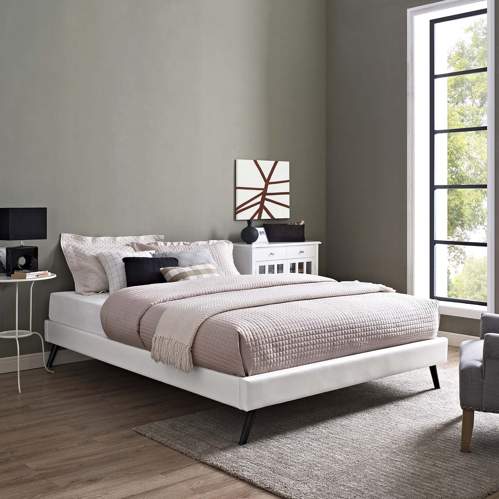 Loryn Queen Bed Frame with Round Splayed Legs, MOD-5890-WHI