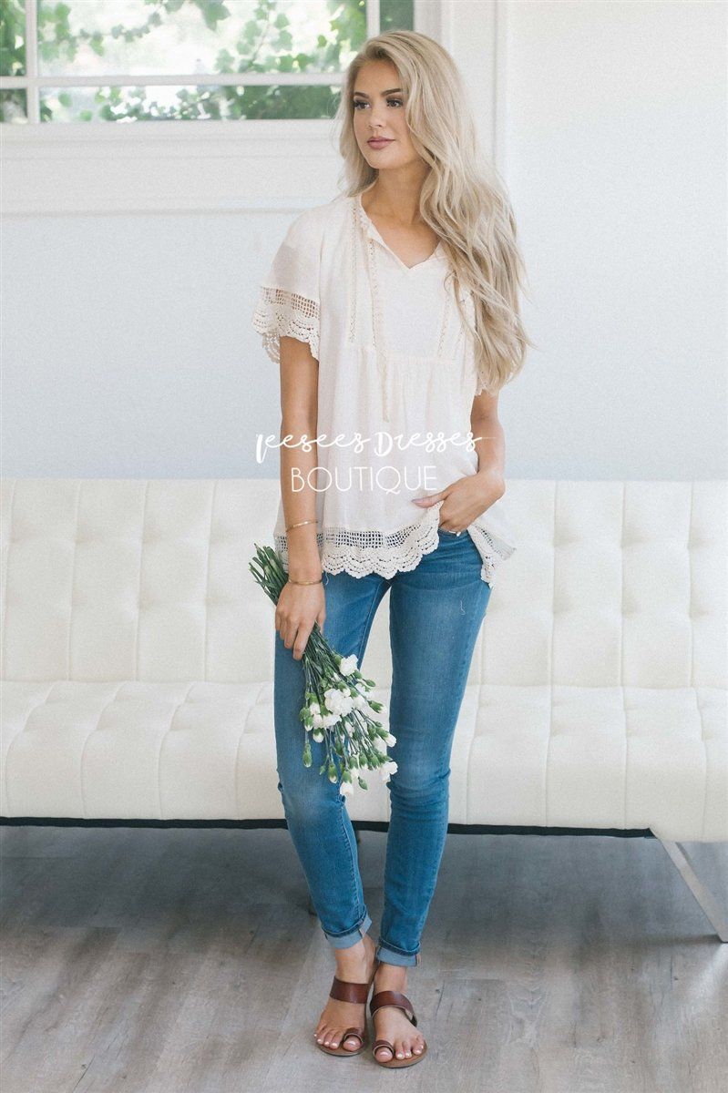 Baby Doll Lace Scallop Hem Blouse