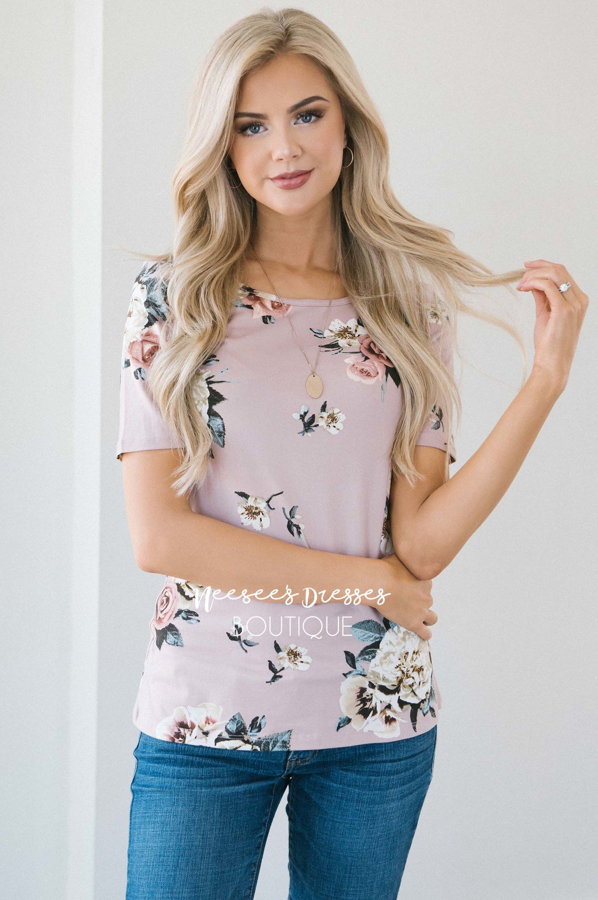 Faded Lilac Floral Scoop Neck Top