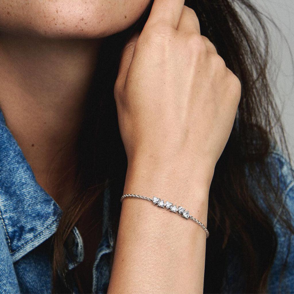 PANDORA  Sparkling Endless Hearts Chain Bracelet